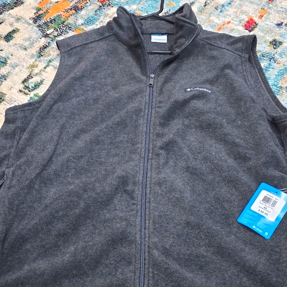 Columbia fleece vest 2xl NWT